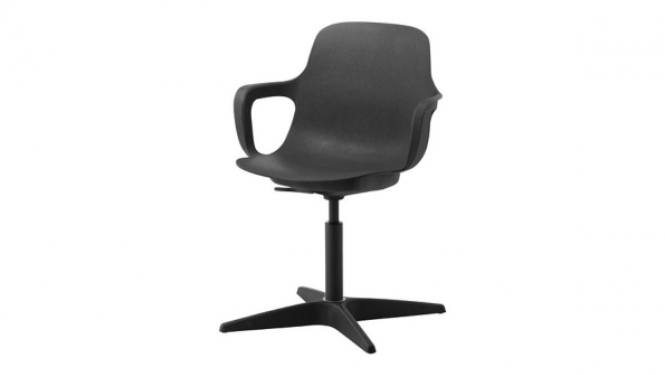 Ikea grozāmais krēsls Odger melnā krāsā