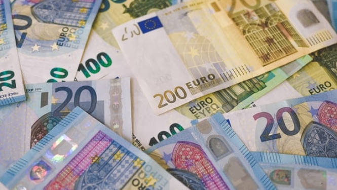 Euro banknotes