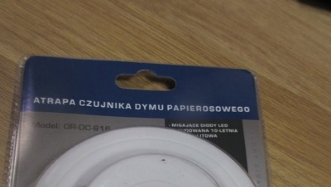 Brīdinājums patērētājiem par cigarešu dūmu detektora imitāciju