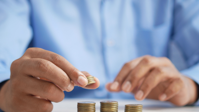 Monētas liek kaudzītes_nebanku pārskats