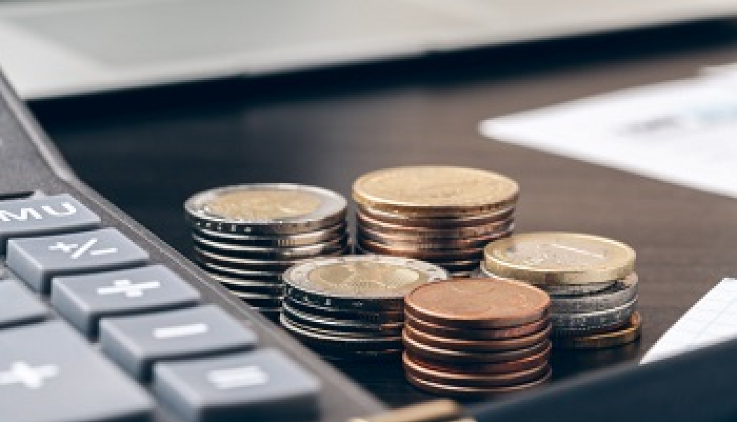 Saistībā ar COVID 19: ierobežoti nokavējuma procenti, pagarināts termiņš parādu piedziņas procesam