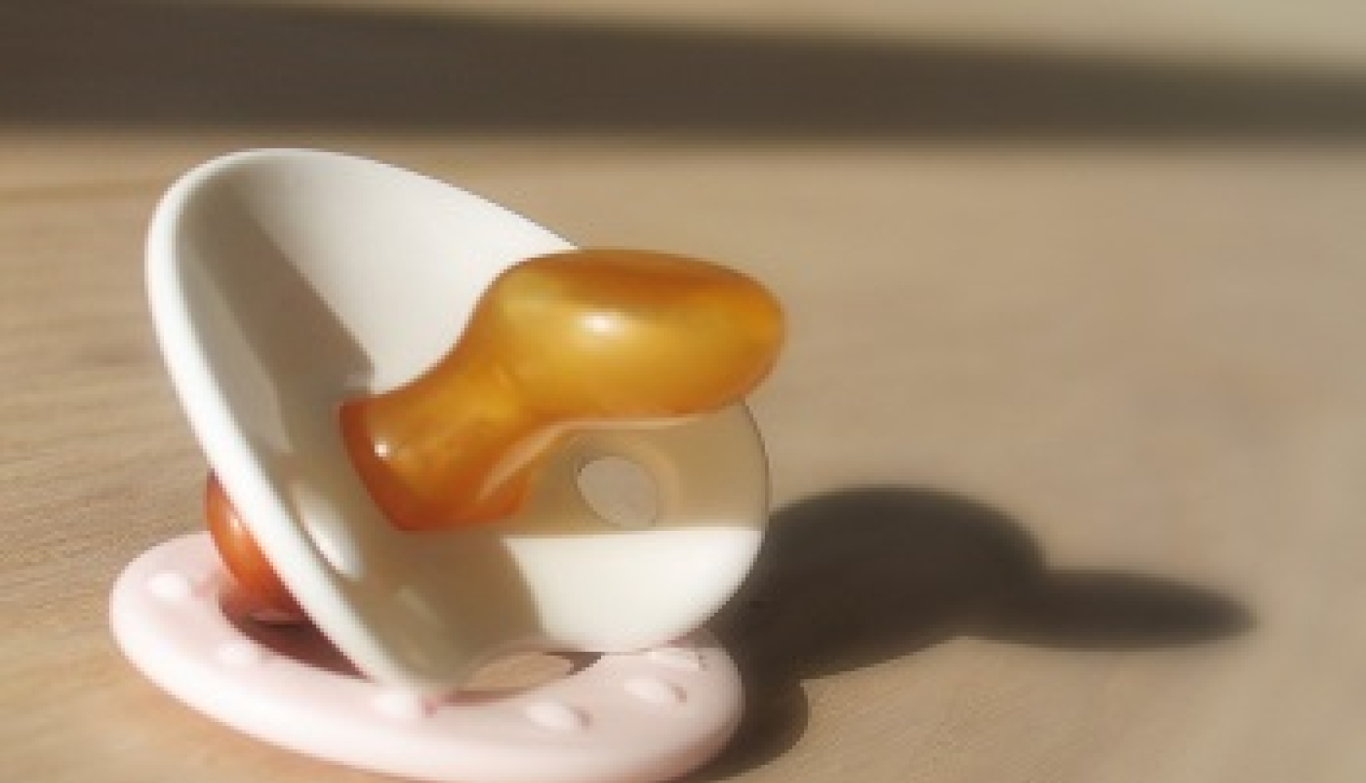 PTAC projekta ietvaros pārbaudot bērnu māneklīšus un māneklīša turētājus, konstatē būtiskas neatbilstības